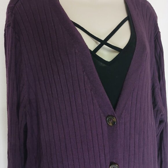 UGC Time & Tru Maroon Long Button down sweater size 20 - Picture 2 of 13